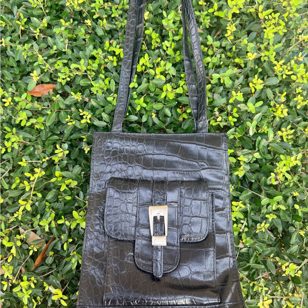 Vintage Black Croc-Embossed Shoulder Bag